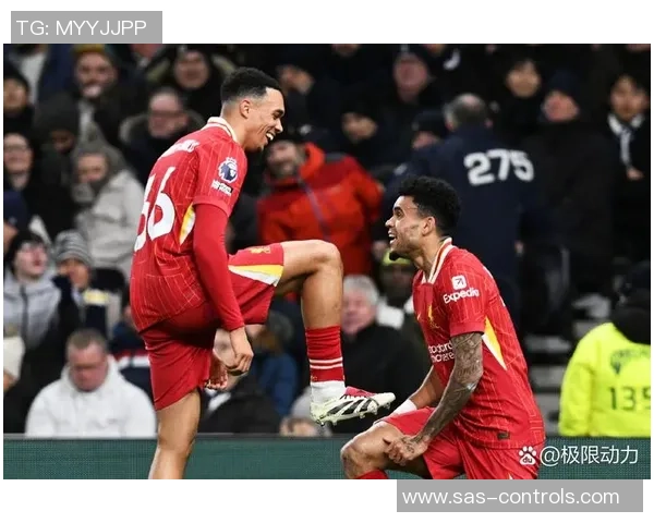 热刺逆转利物浦夺国王杯胜利全场沸腾精彩集锦回顾